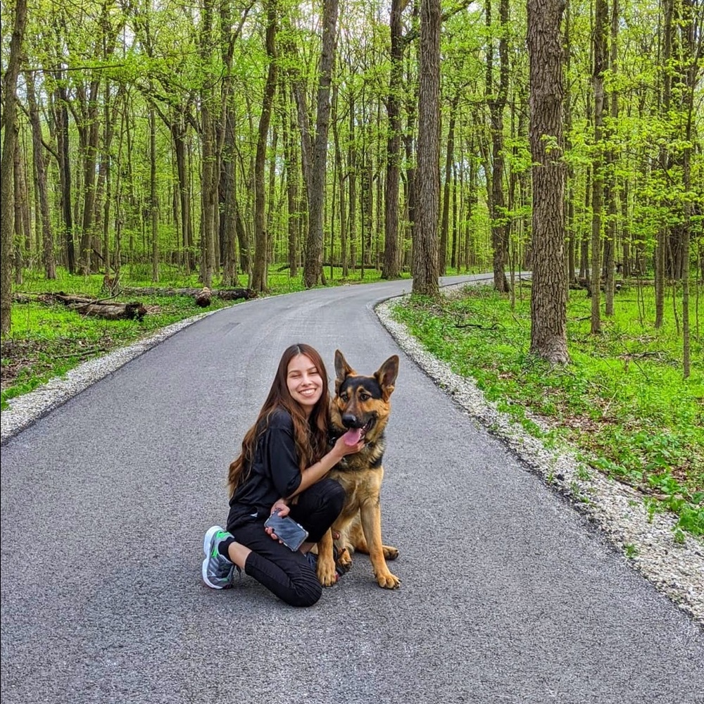 Meet your Posher, Maria